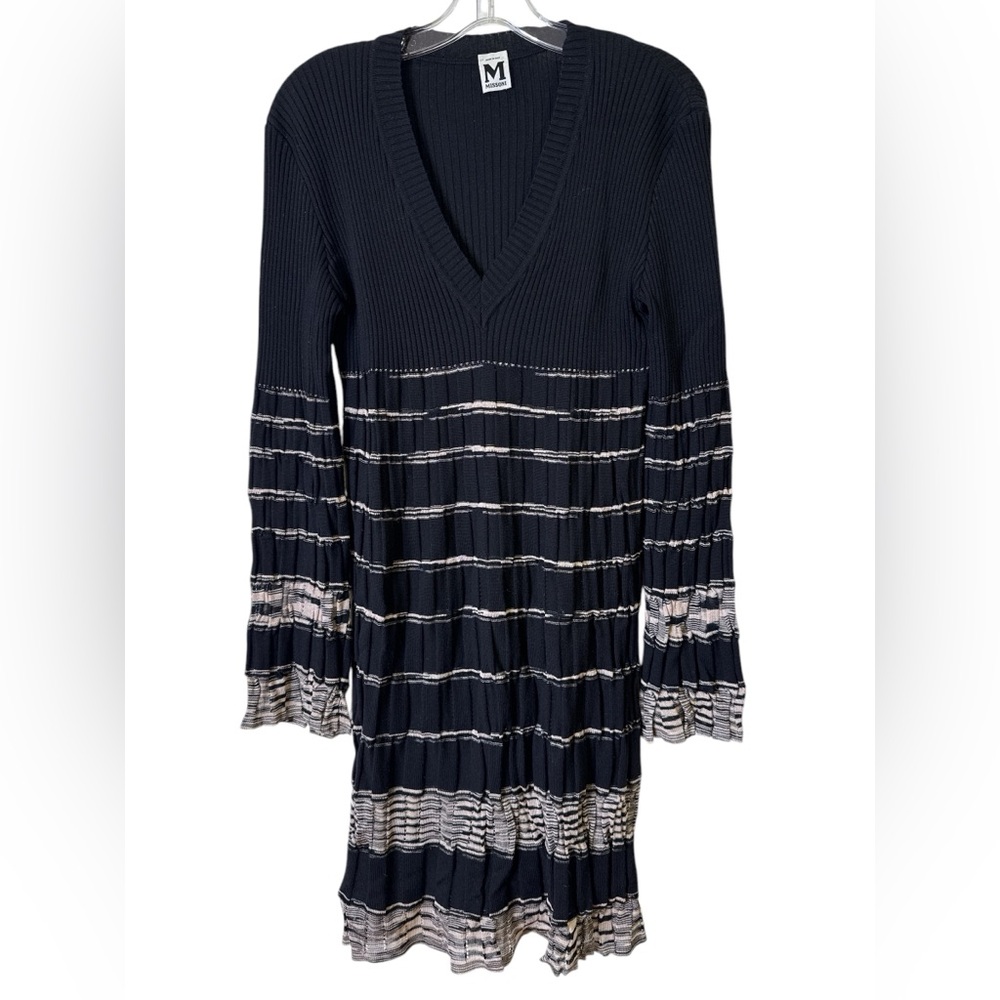 Black Missoni dress, Vneck line, light pink detailing